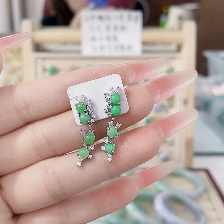 翡翠未镶嵌颈饰天然翡翠Ａ货