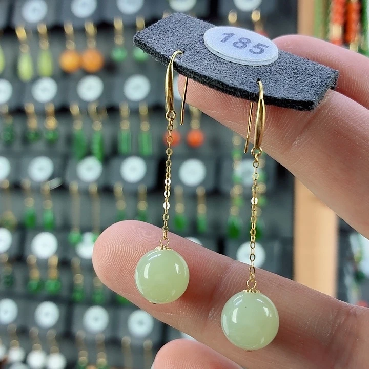 和田玉18K金镶嵌耳饰