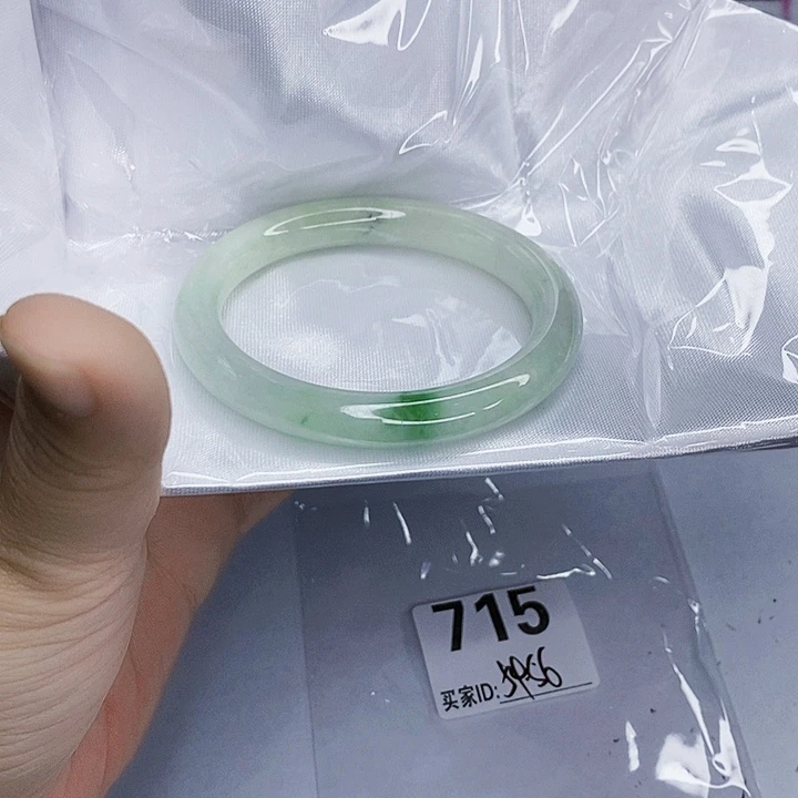 翡翠未镶嵌手镯一图一物实物为准