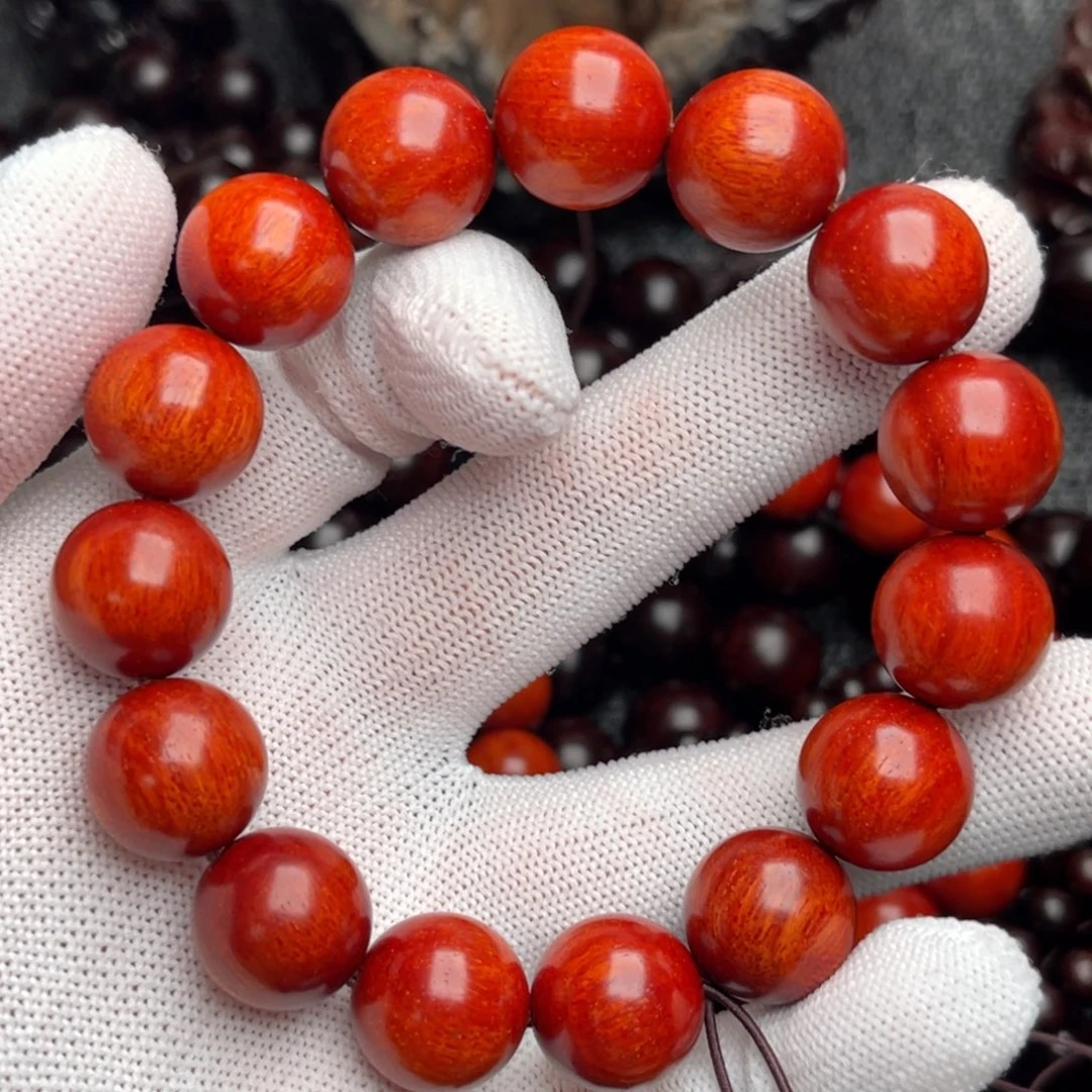 染料紫檀（血檀）手串/手链带金星鸡血红泥料精品血檀