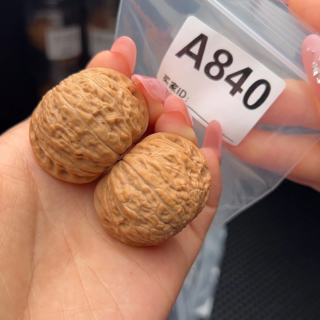 钱***子文玩核桃吊坠铁锤