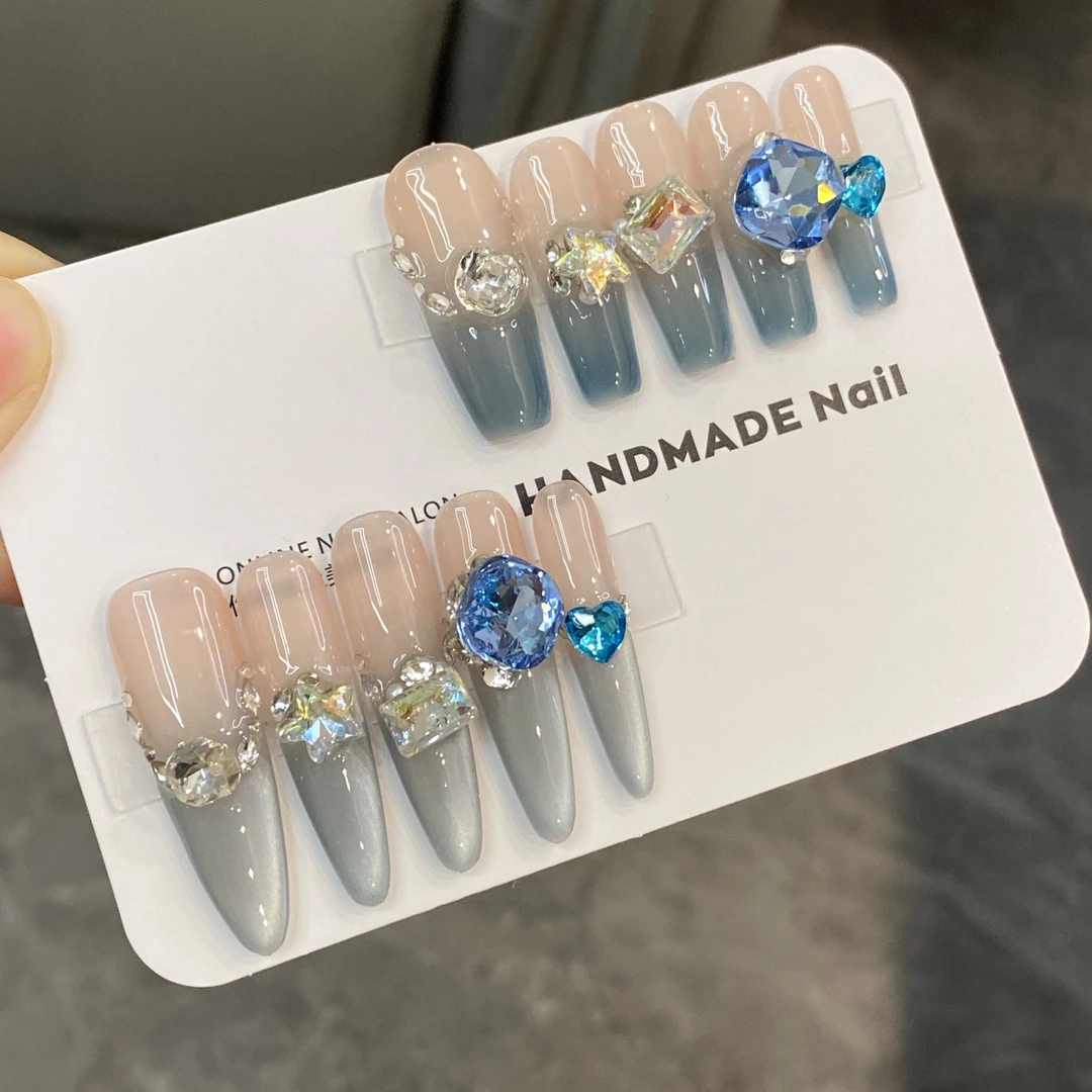 纯手工穿戴甲—— 蓝色渐变侧光猫眼法式堆钻天鹅蓝钻蓝色多瑙河