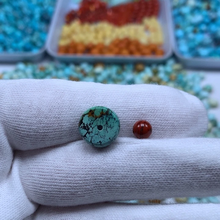 南红玛瑙未镶嵌珠宝奇石