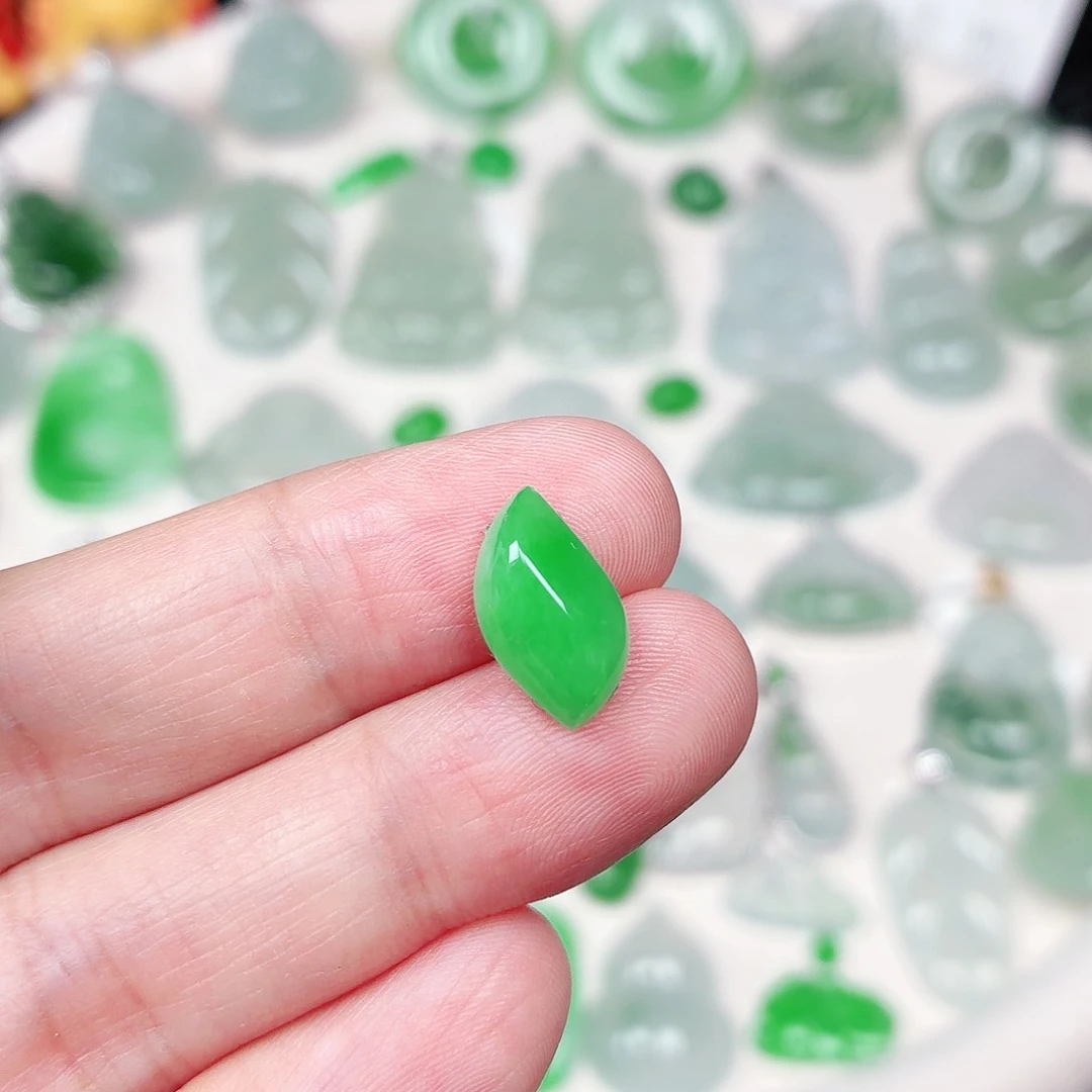 翡翠裸石缅甸天然A货翡翠