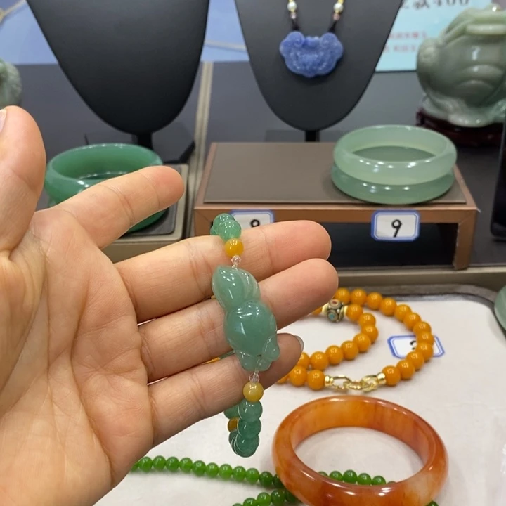 睛***常未镶嵌东陵石颈饰