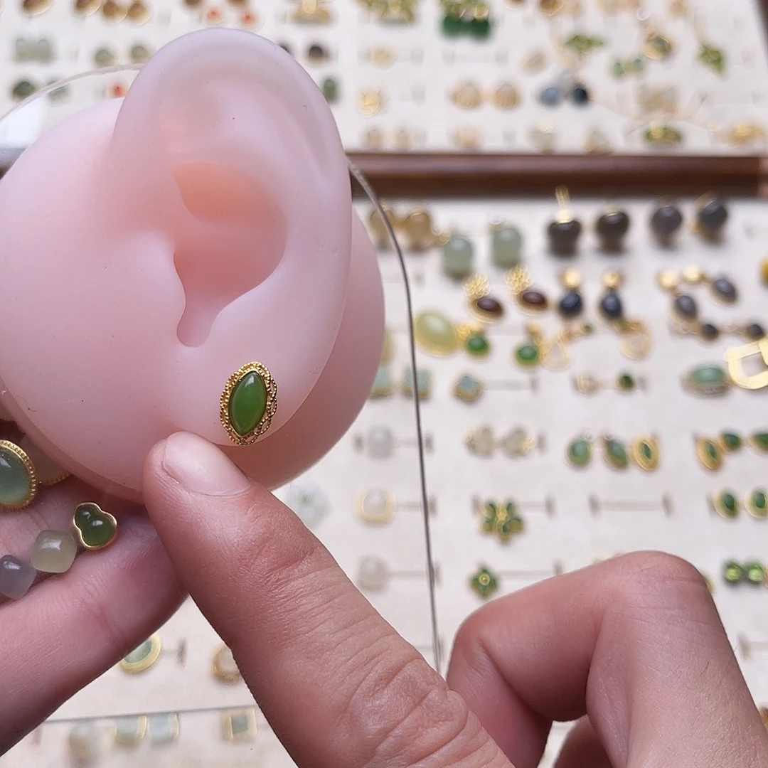 银S925镶嵌和田玉耳饰