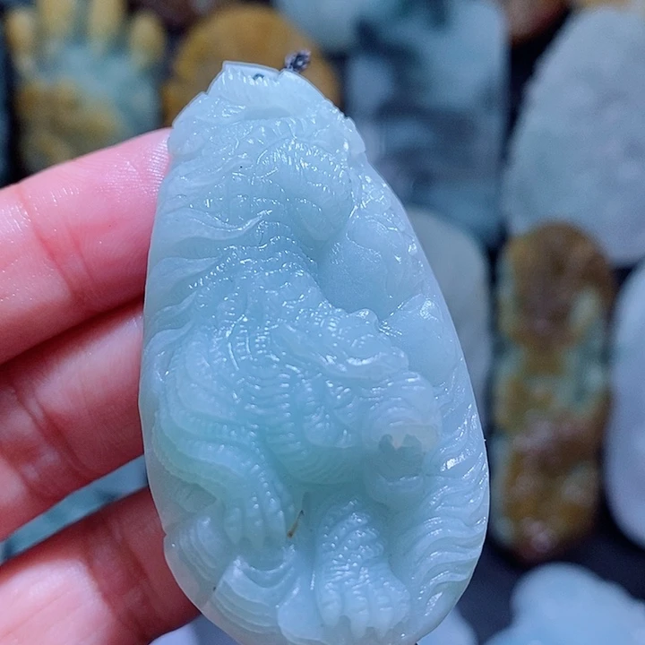 定制翡翠未镶嵌翡翠