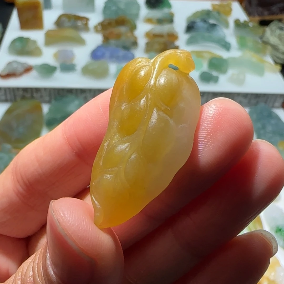 定制翡翠未镶嵌缅甸翡翠