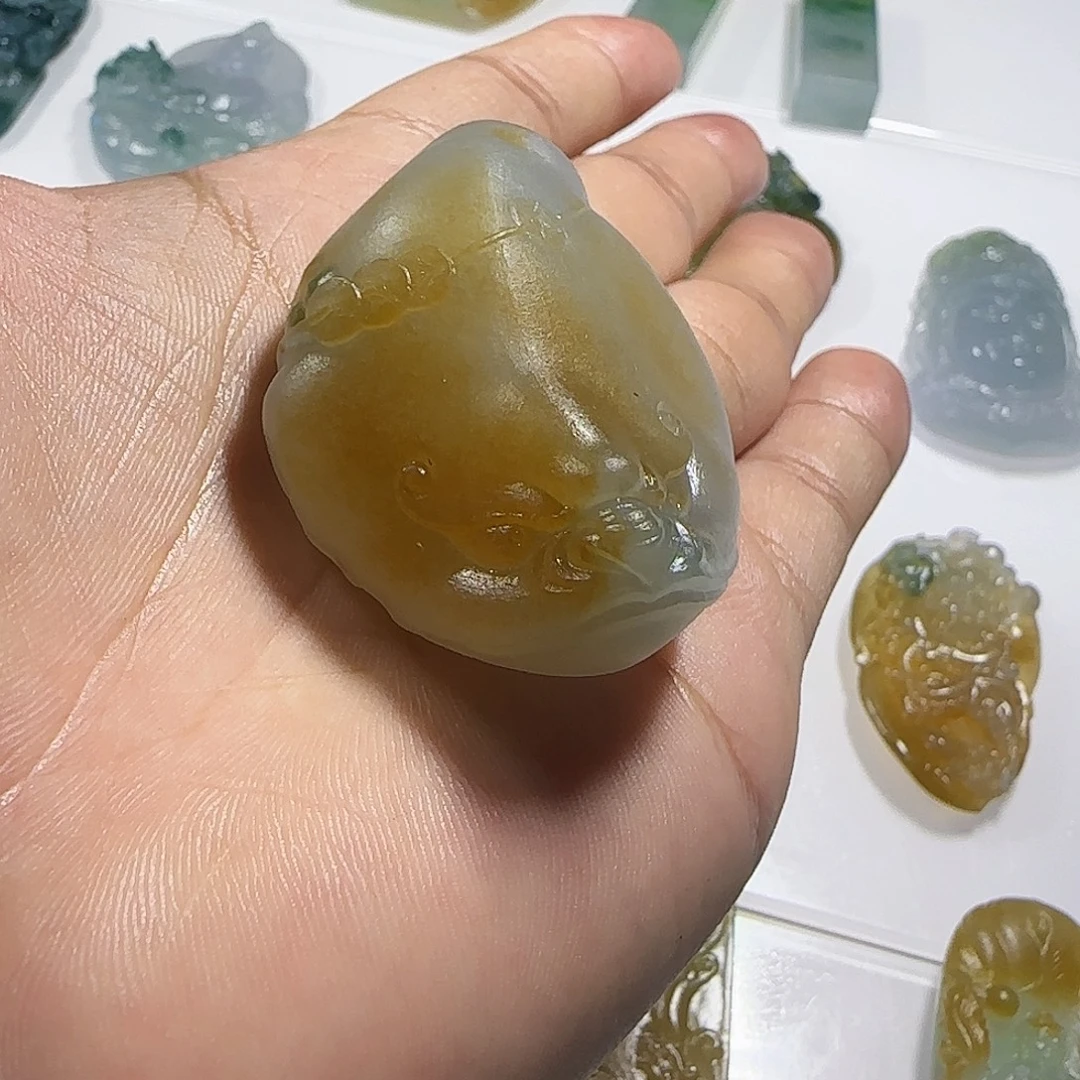 翡翠未镶嵌颈饰缅甸翡翠