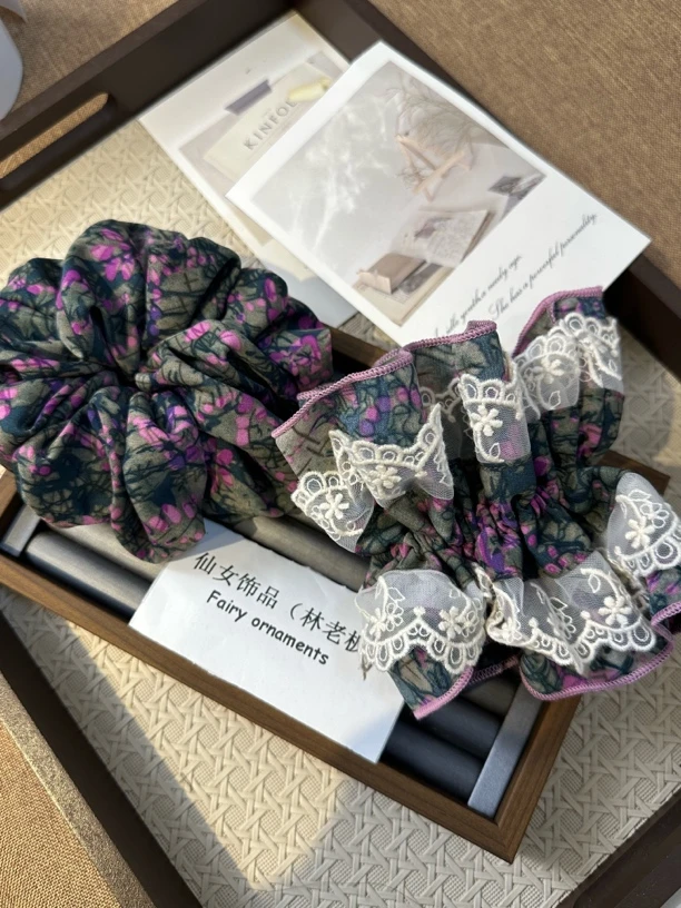 【012】～紫色碎花蕾丝大肠圈