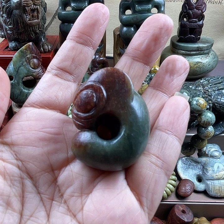 未镶嵌岫岩河磨玉（透闪石质玉）把件༺****༻