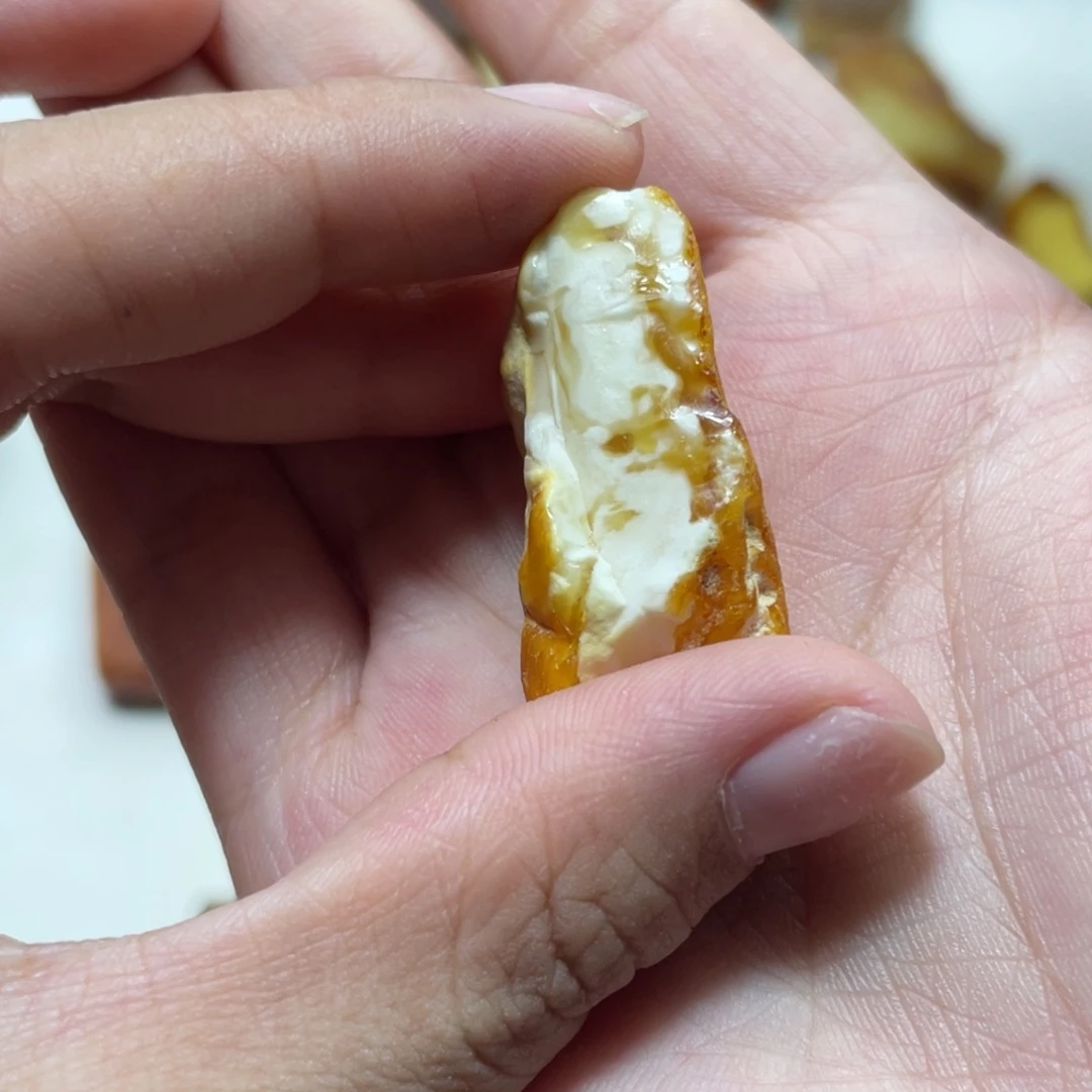 定制琥珀天然原矿