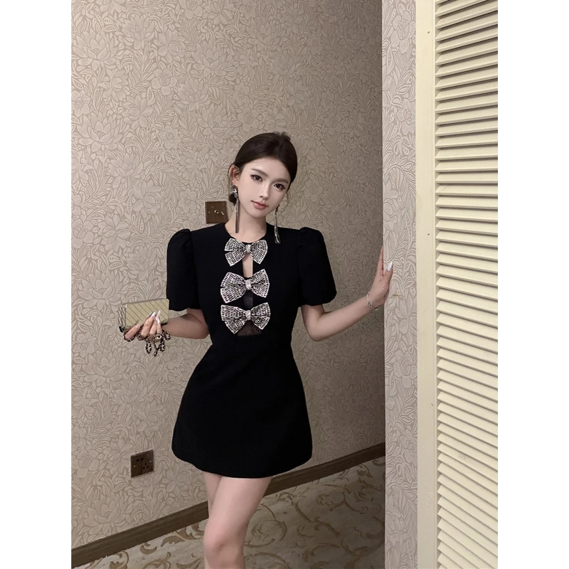 法式复古性感蝴蝶结连衣裙女泡泡袖绝美镂空收腰显瘦包臀小黑裙女