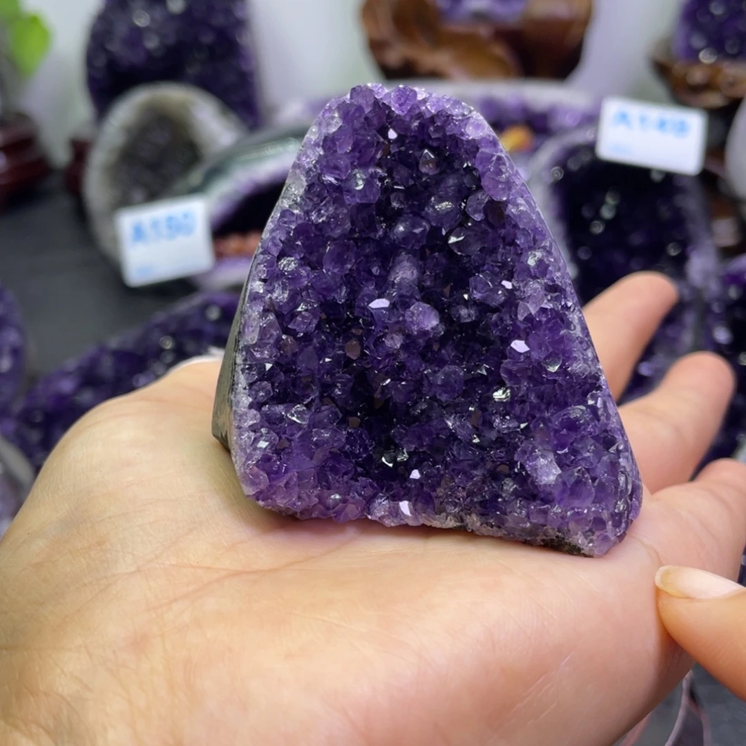 紫晶大型摆件（非配饰）未镶嵌