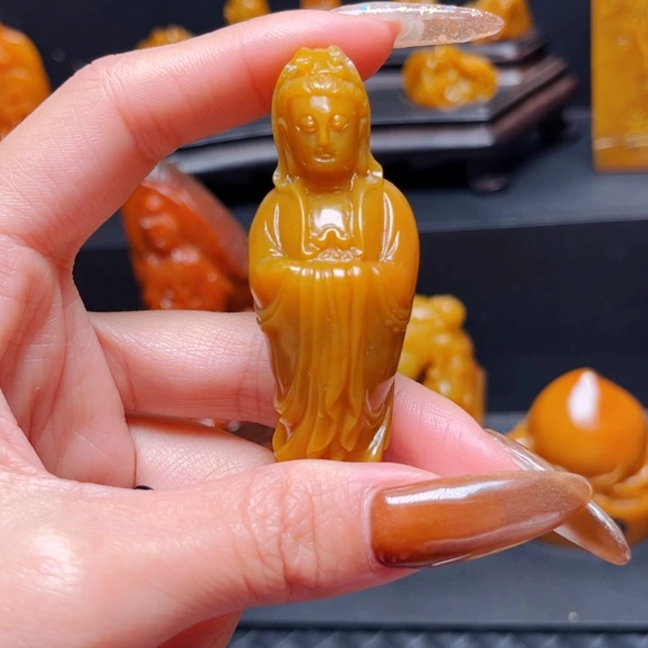 耿***直田黄石石雕石雕石雕