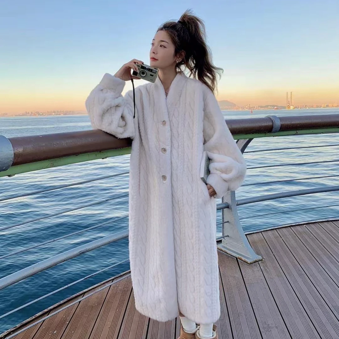 法国浮雕长款麻花工艺百搭皮毛一体大衣米兰貂宽松韩版冬季外套