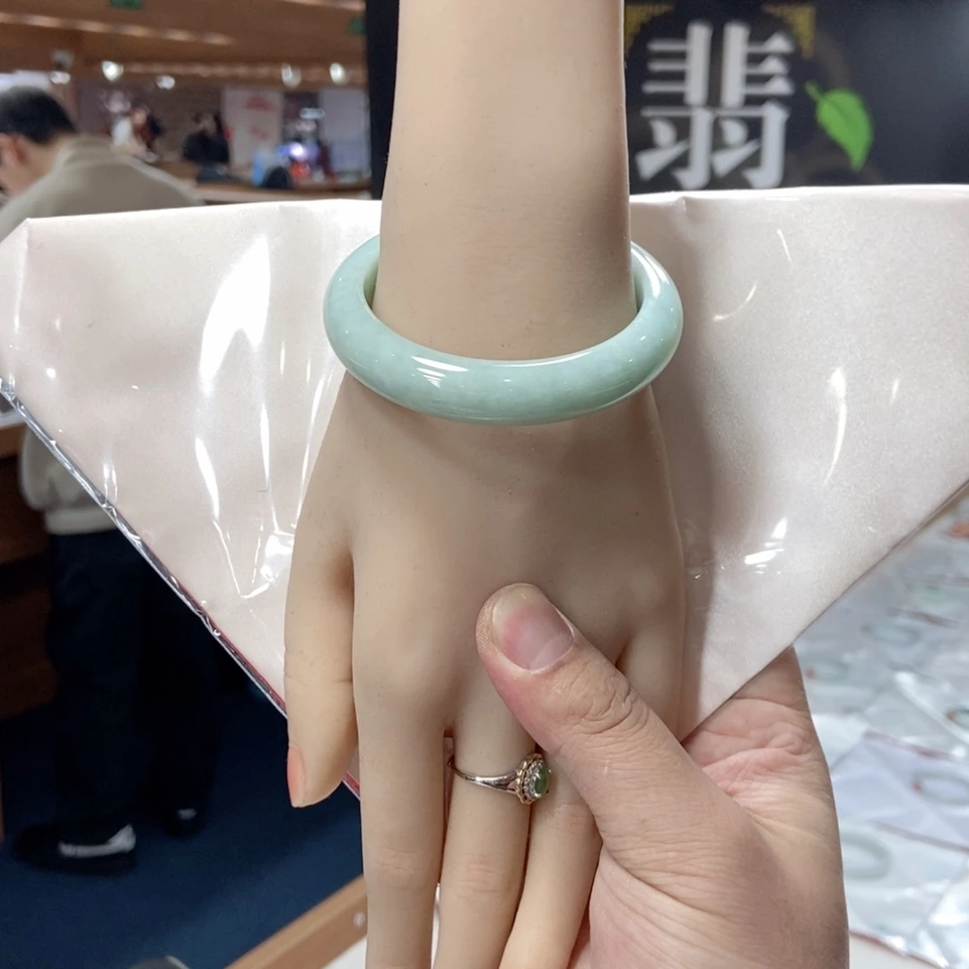 【闪购商品】翡翠手镯未镶嵌买断
