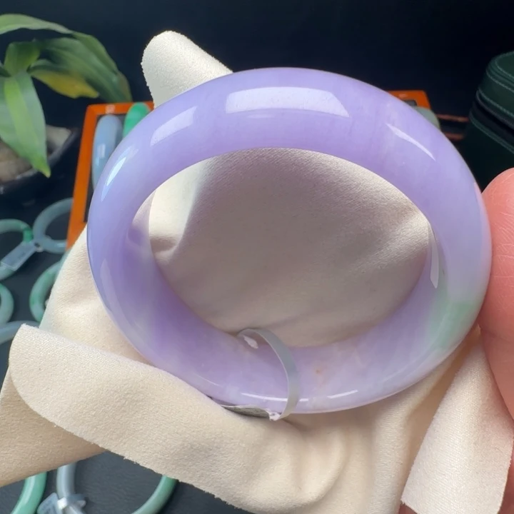 小***丫翡翠未镶嵌手镯缅甸翡翠看货，非全款