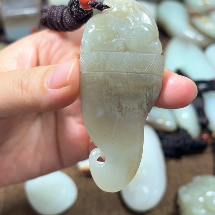 【闪购商品】和田玉手镯未镶嵌