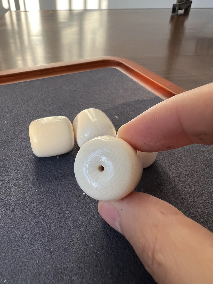 原色天然猛犸牙满纹素墩19×19饰品顶珠腰珠配饰