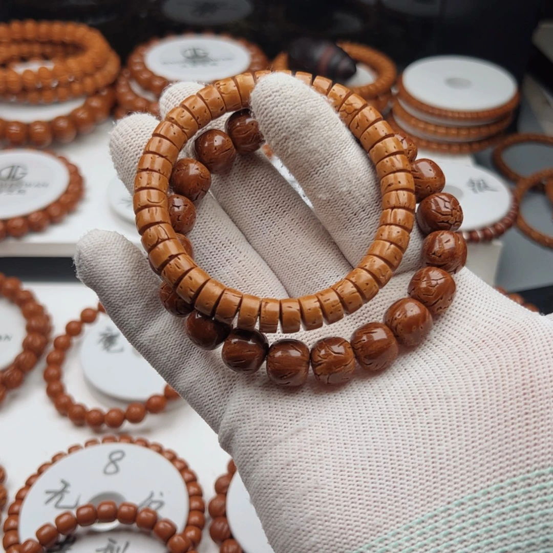 s***i桃核吊坠桃核手串