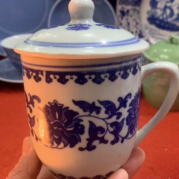 杯思*景德镇市东风瓷厂生产的茶杯