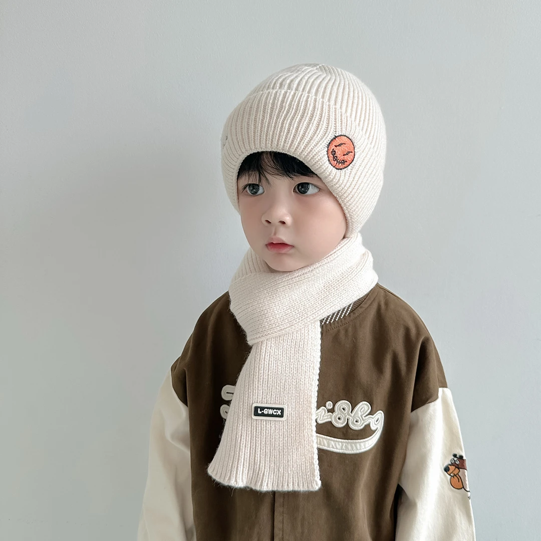 儿童帽子围巾套装冬季洋气刺绣笑脸针织帽保暖二件套宝宝帽子