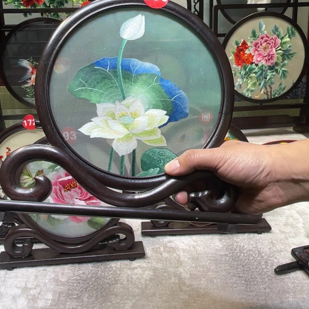 刺绣非遗传承摆件