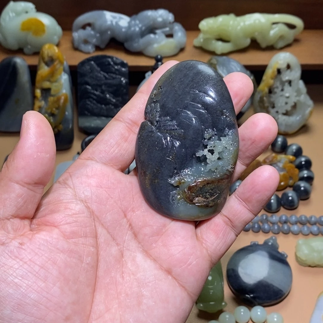 未镶嵌和田玉把件