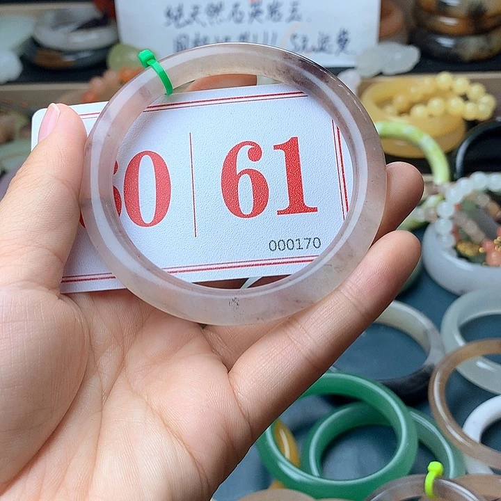 石英质玉（黄龙玉）未镶嵌手镯