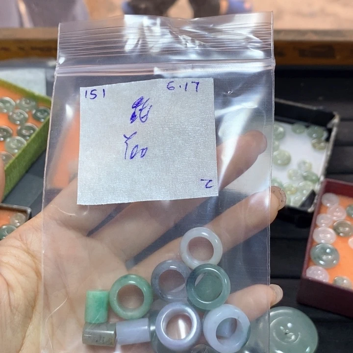 甜***力定制翡翠未镶嵌不退