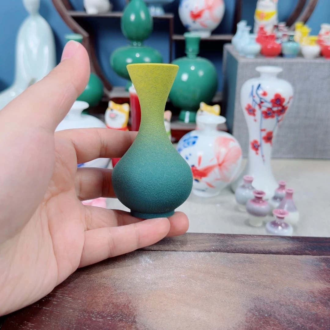 陶瓷手工小花器摆件