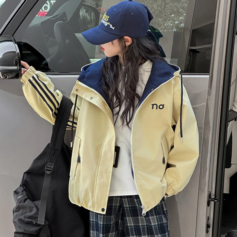 女童秋冬加厚外套2025新款韩版洋气休闲棉衣儿童装冬装夹棉冲锋衣