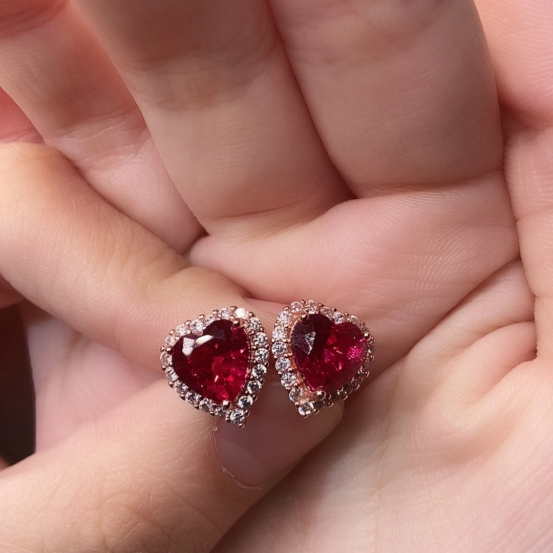 银S925镶嵌红宝石耳饰