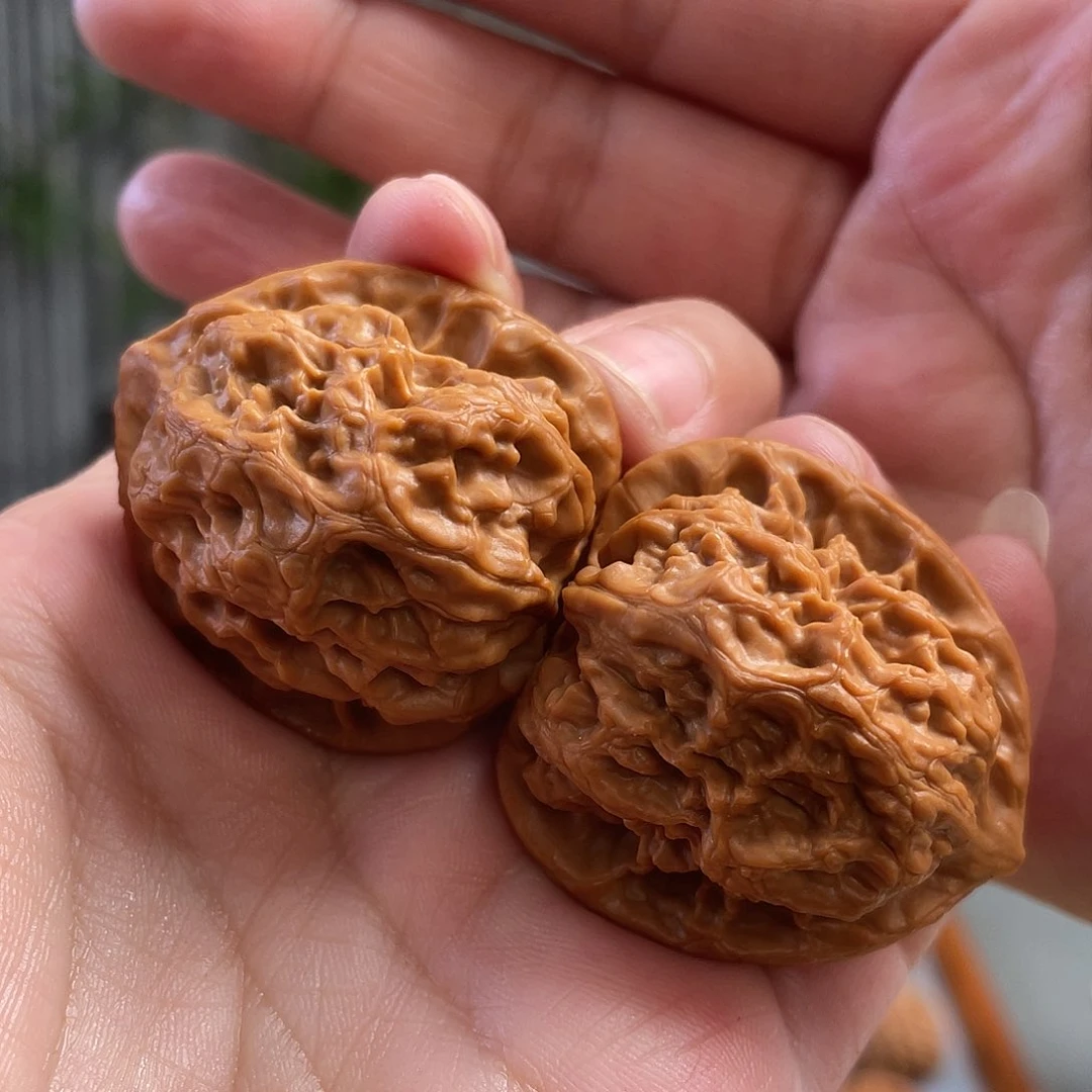 桃核把件37×40尺全品梨木台翻天印CN01237已打底