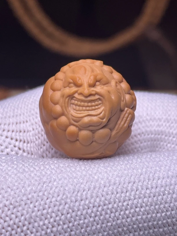 18左右猴头核桃僧王（有正常封口线）