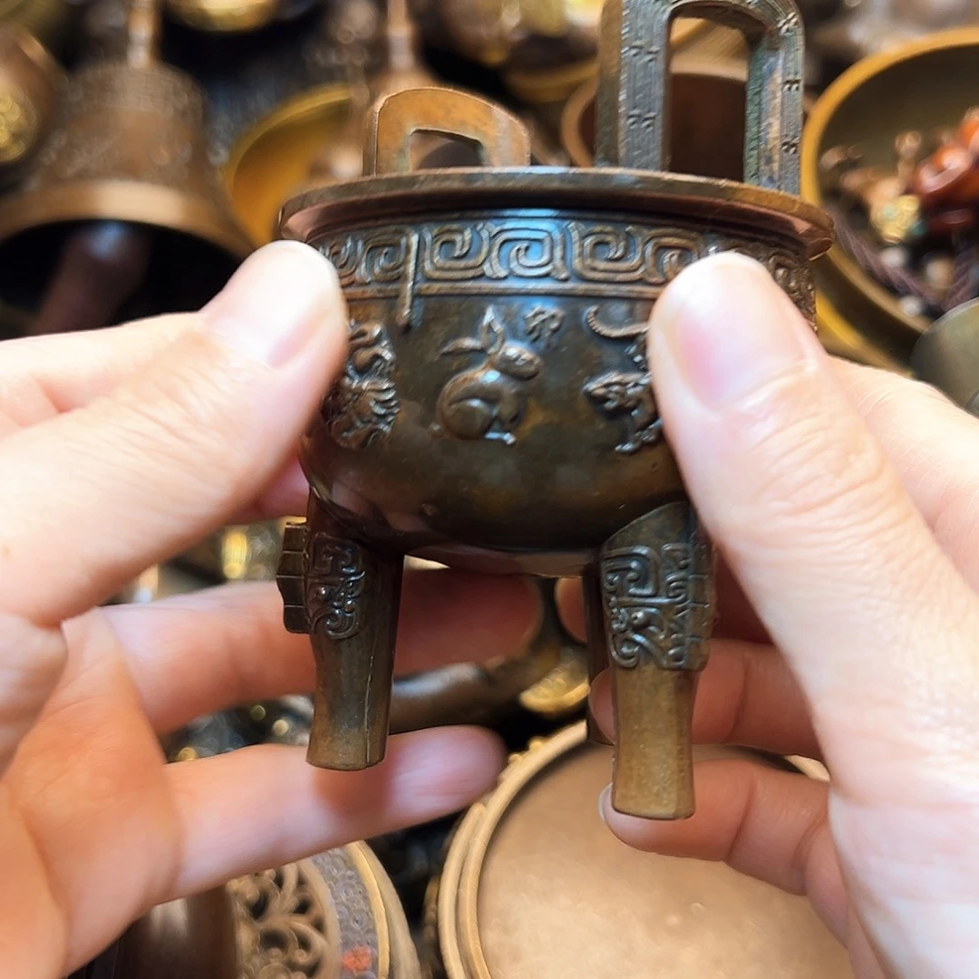 精美铜器工艺品等