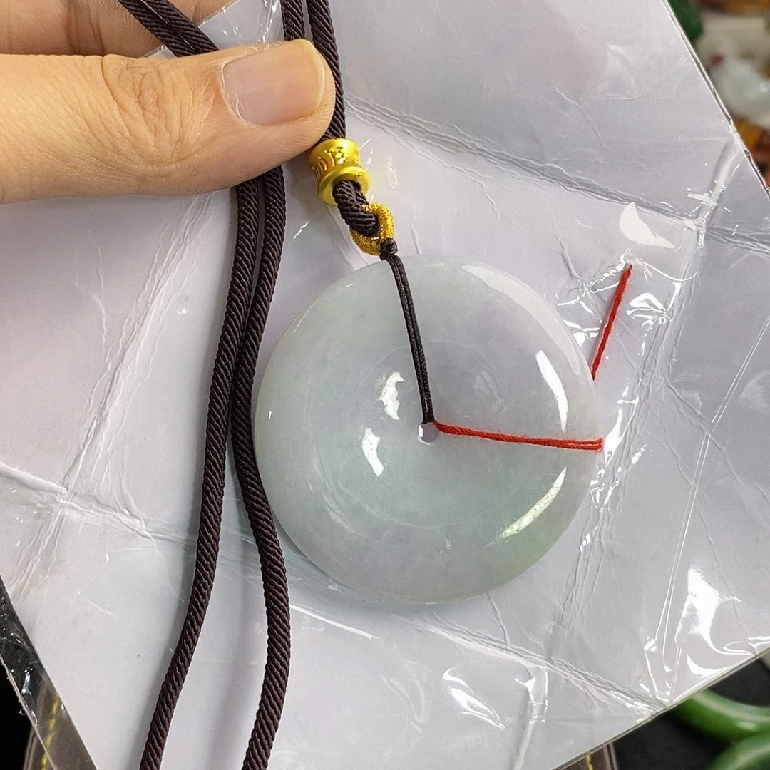 翡翠未镶嵌颈饰大平安扣