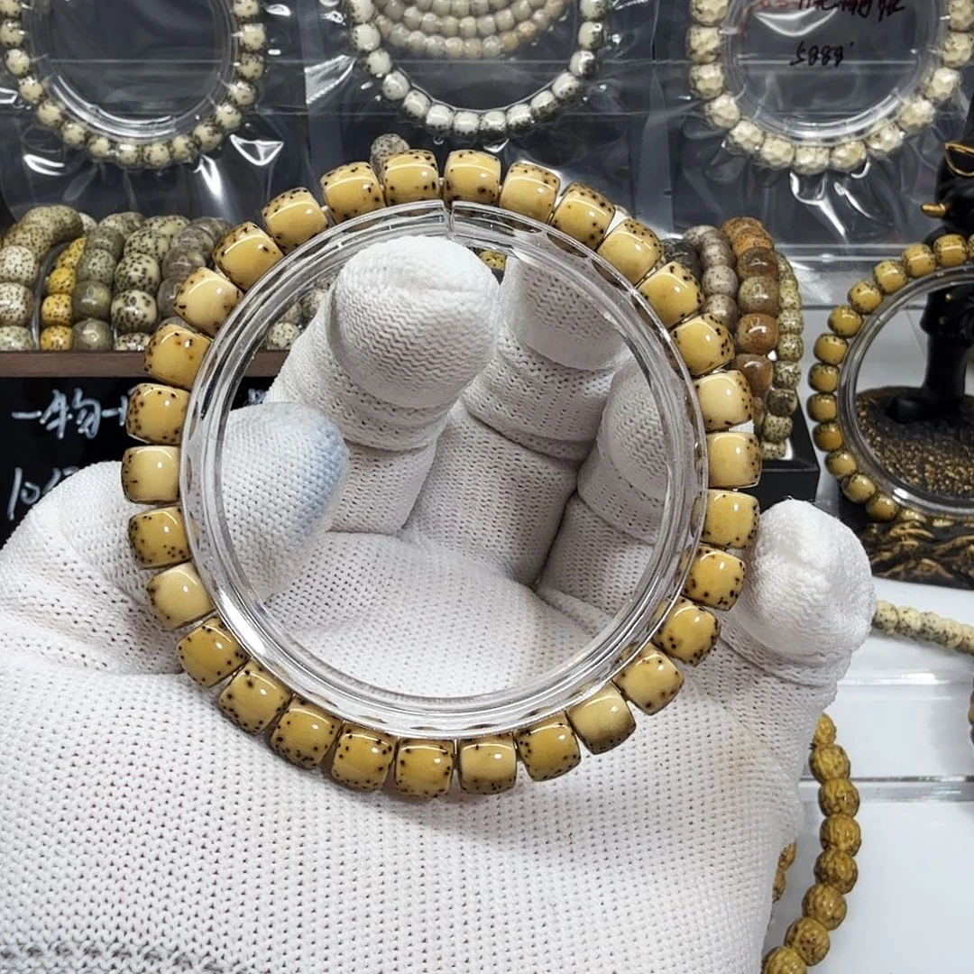 吊坠星月菩提8直切河豚