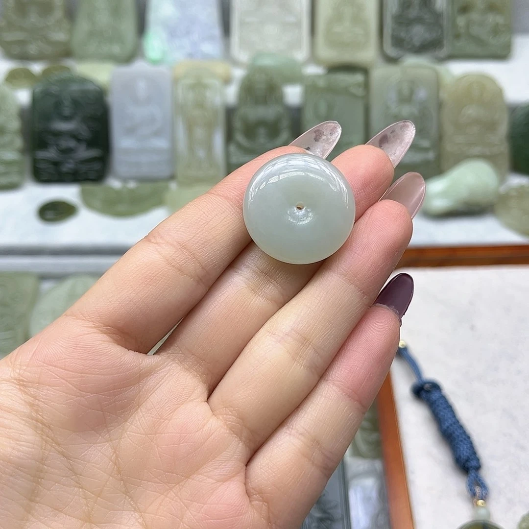 和田玉颈饰未镶嵌修**性