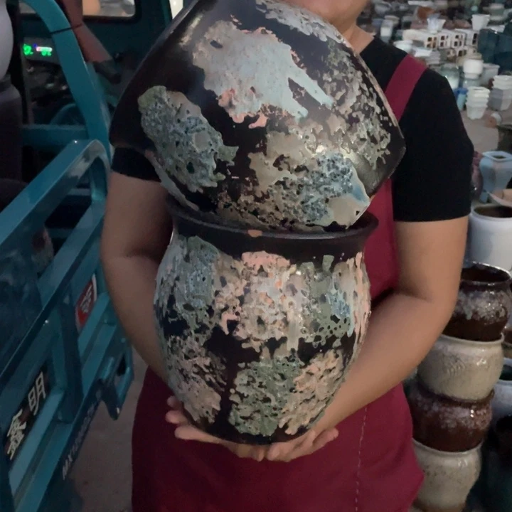 紫砂花盆口21高24瑕疵瑕疵