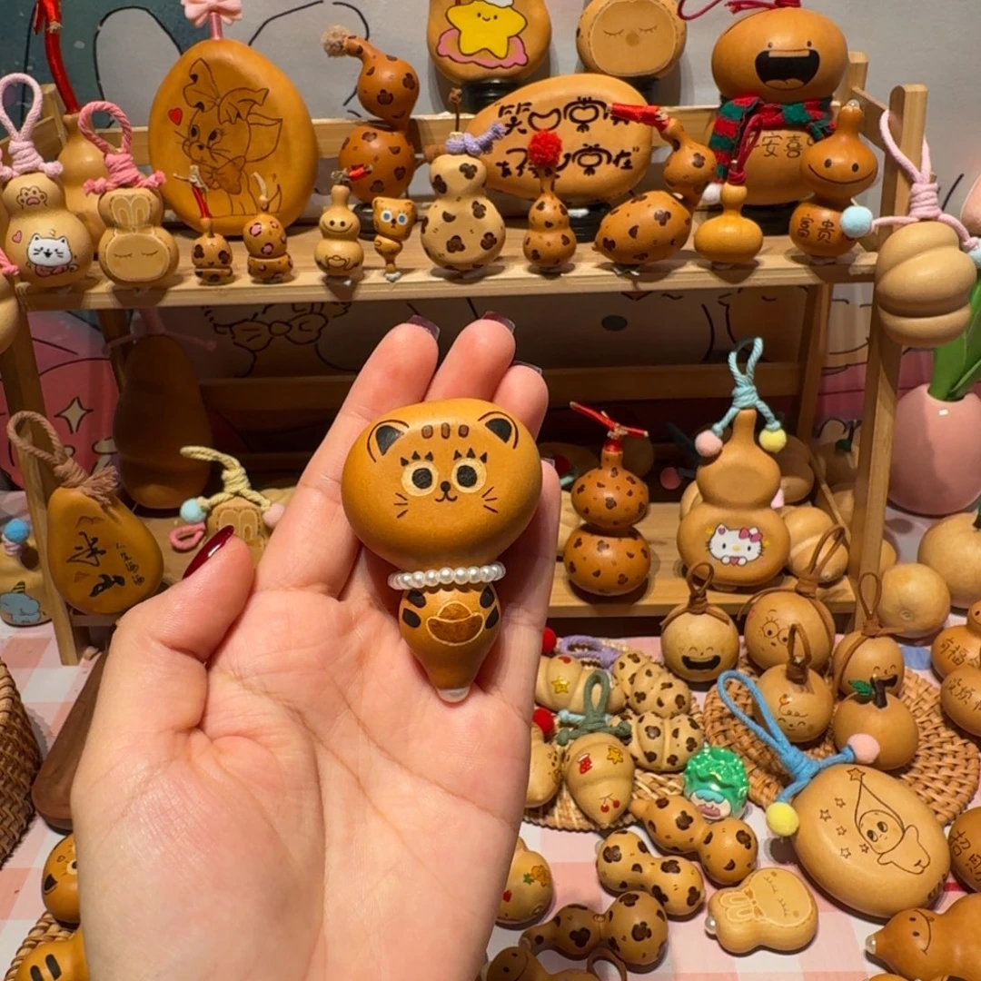 小***花藤小猫 元宝 烙画