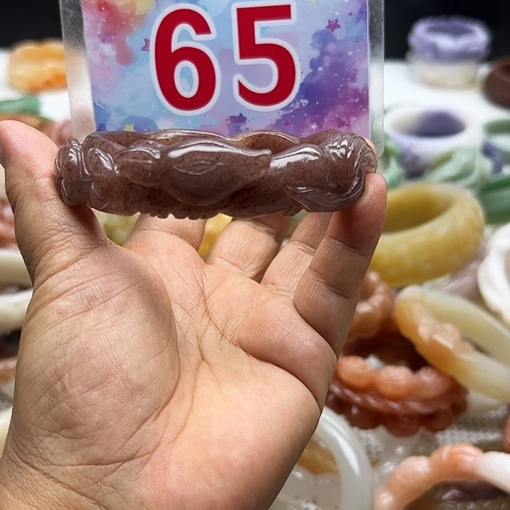 未镶嵌手镯石英岩玉