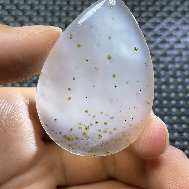 未镶嵌颈饰玛瑙/玉髓石*