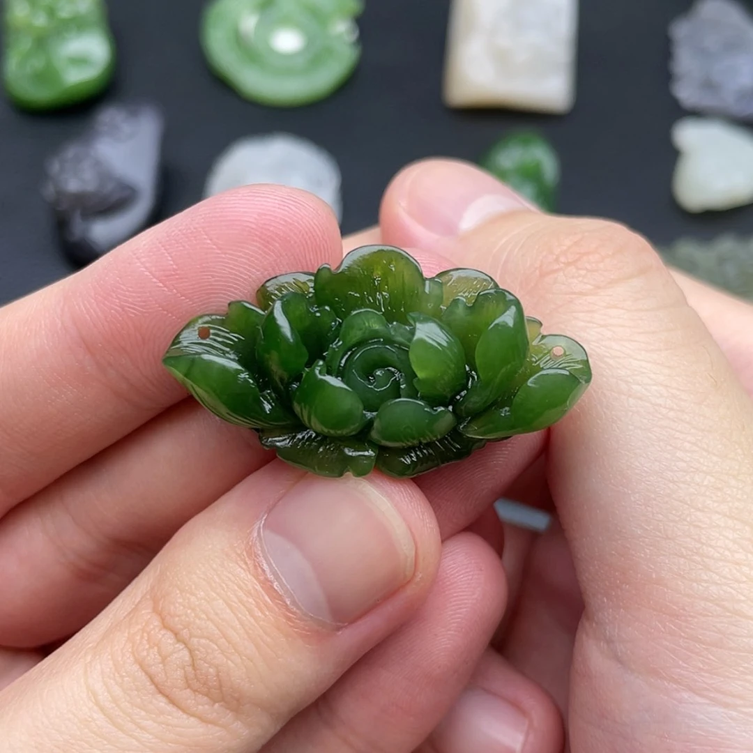 【闪购商品】颈饰未镶嵌和田玉
