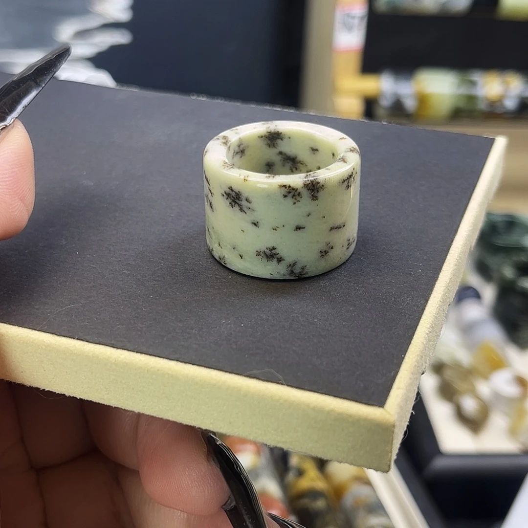 岫玉未镶嵌戒指港19草花