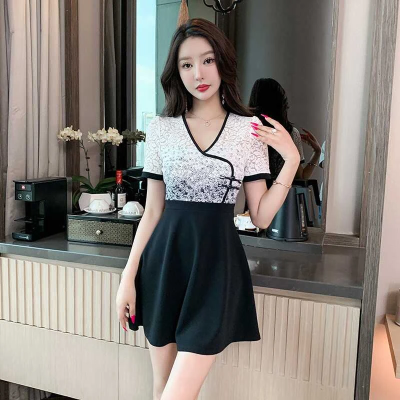 短袖套头职业女裙套装修身时尚小香风机能风唐风美学