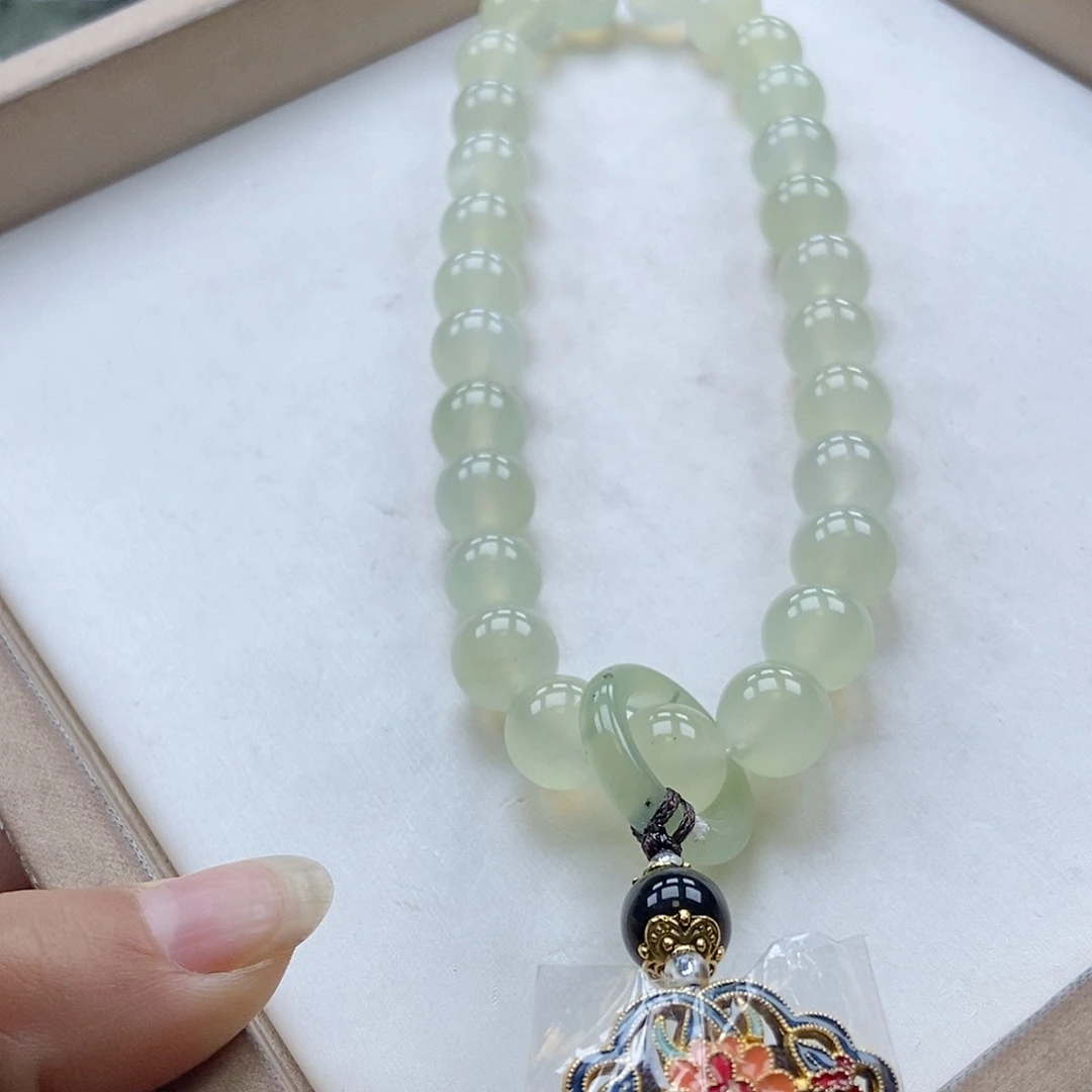 蛇纹石玉未镶嵌手链