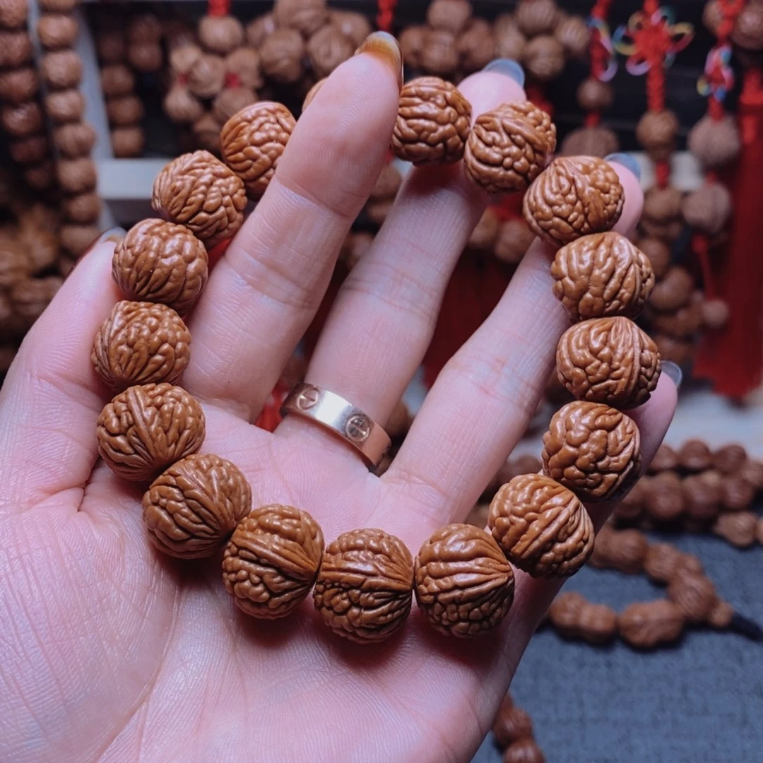 桃核吊坠龙纹桃枭