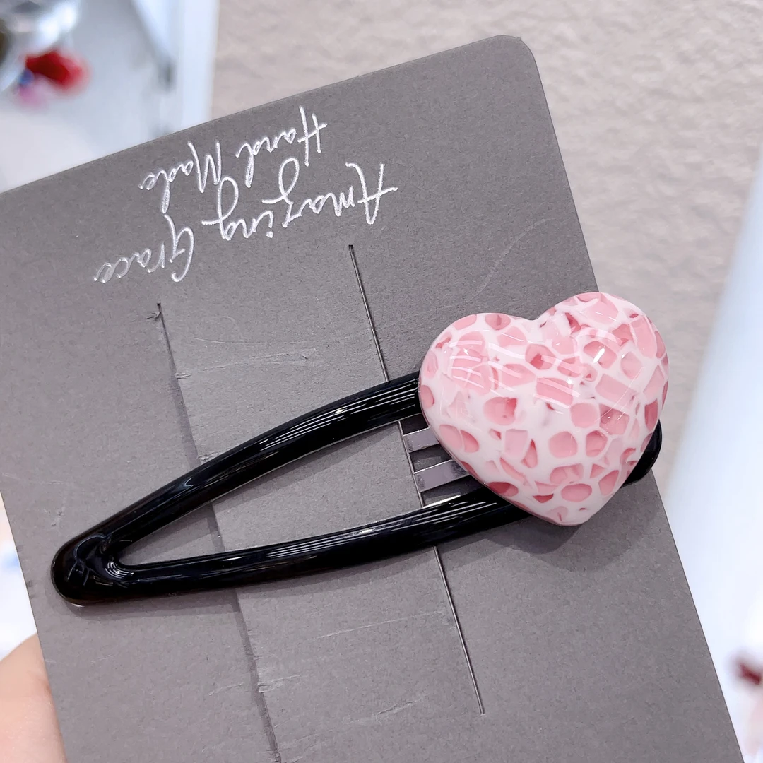 F05粉色冰裂纹桃心掰掰夹